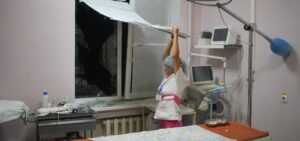 Війська РФ вдарили по запорізькій дитячій лікарні: є пошкодження, — ФОТО, ВІДЕО