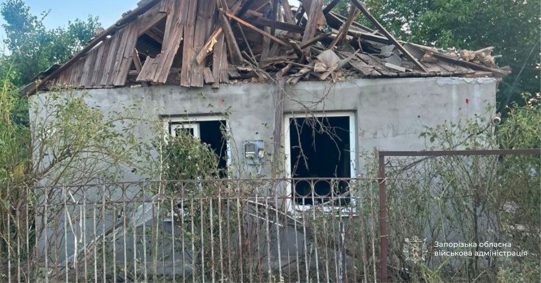 Одна людина загинула та четверо отримали поранення: ворог завдав 1041 удар по Запорізькій області