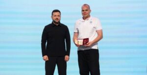 Президент вручив орден «За заслуги» голові Запорізької обласної молодіжної ради, — ФОТО