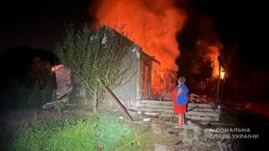 Знищено майно людей: наслідки ворожих ударів по Запорізькій області 17 серпня, — ФОТО