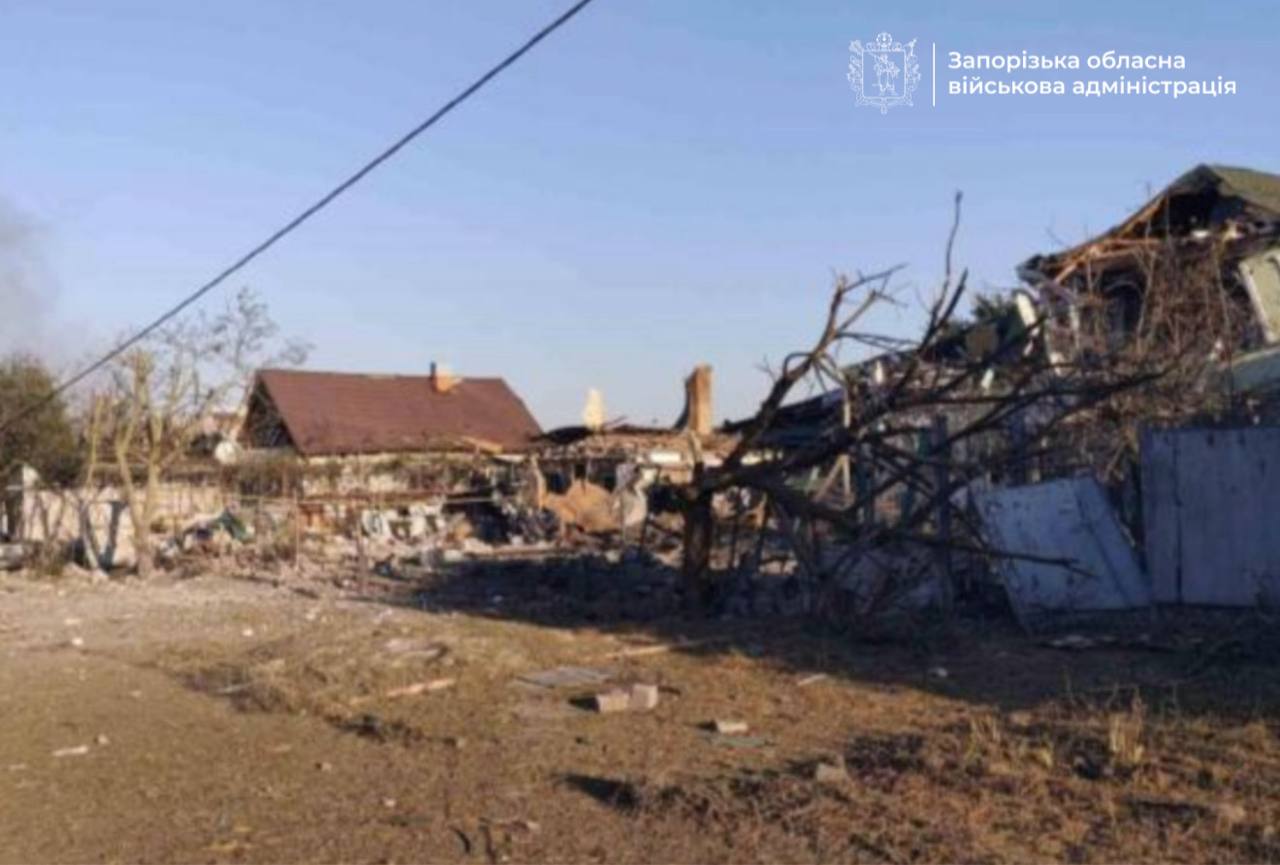 Двоє загиблих та 15 поранених: ворог завдав сім ударів по Запорізькому району