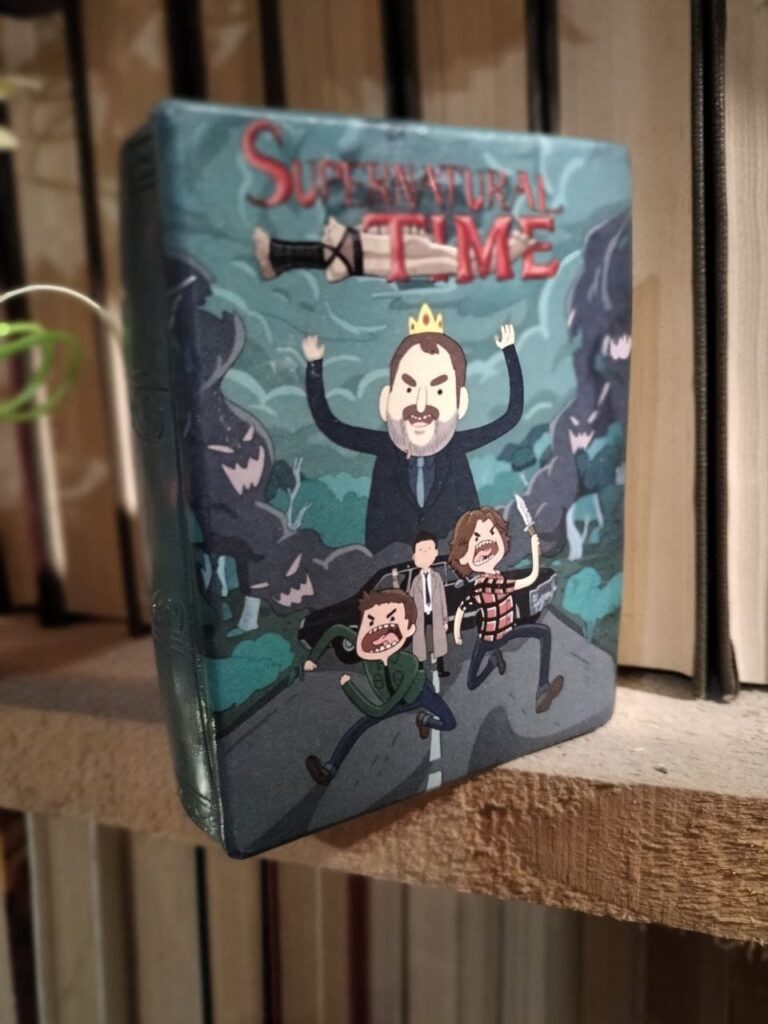 Свічки у вигляді книжок, які створює запоріжанка Анастасія Магомедова