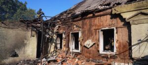 Утром в Запорожье прозвучали взрывы: один человек ранен, поврежден дом, — ФОТО, ВИДЕО
