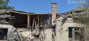 Погибшая и пострадавшие, 36 сообщений о повреждениях: в субботу войска РФ ударили по 47 городам и селам Запорожской области