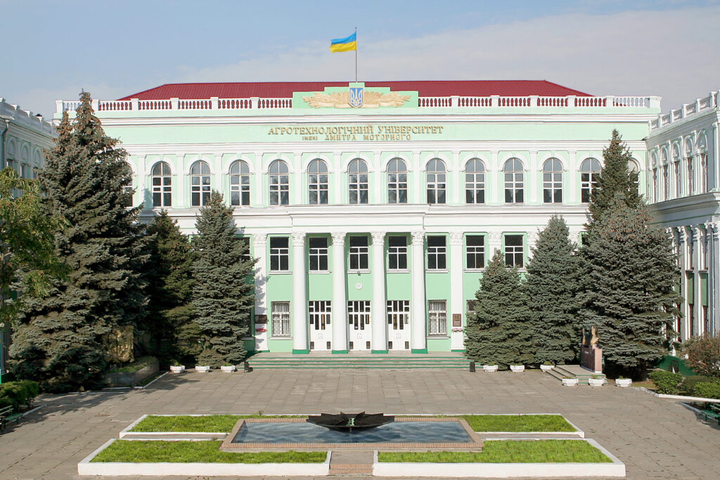 Головний корпус Таврійського державного агротехнологічного університету в Мелітополі до початку повномасштабної війни.