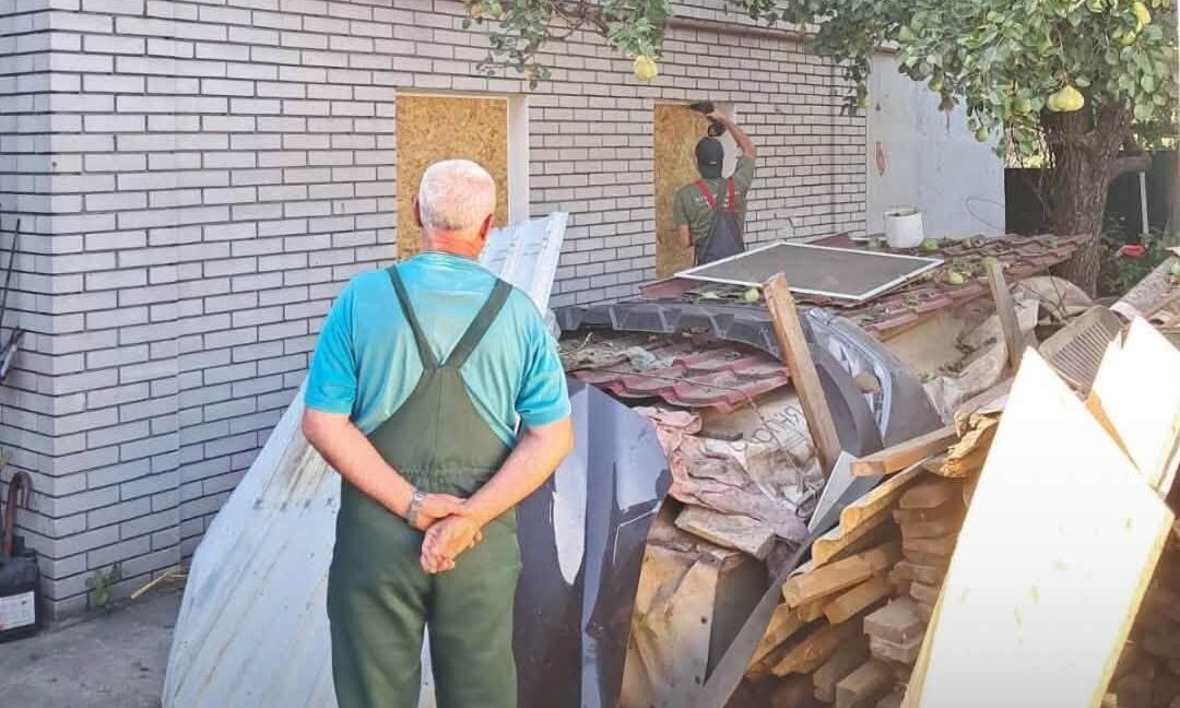 Удары по Запорожью 12 сентября: сколько повреждено многоэтажек и частных домов, — ФОТО