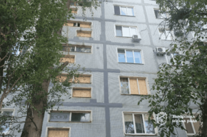 Ночные российские удары по Запорожью: повреждены девять многоэтажных домов, — ВИДЕО