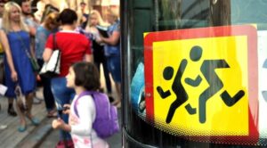 Табори та екскурсії: як окупанти вивозять дітей із Запорізької області до Росії на «патріотичне виховання»