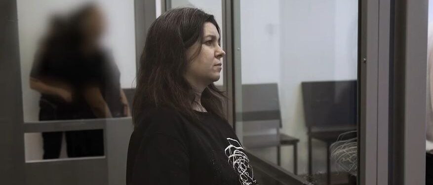 Оккупанты приговорили к 12 годам колонии жительницу Токмака: ее обвинили в переводе денег ВСУ