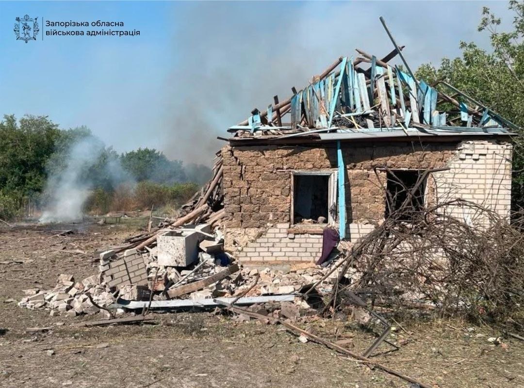 Под обстрелами было 52 населенных пункта: враг нанес по Запорожской области 957 ударов