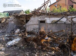 Один человек погиб и три получили ранения: под ударами были 53 населенных пункта Запорожской области