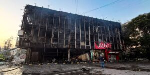 Понад тисячу ударів, 60 обстріляних населених пунктів та поранені жителі: як пройшла доба під атаками у Запорізькій області, — ФОТО