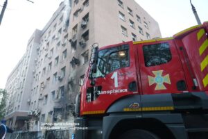 «Продовжуємо приймати пацієнтів»: у «Вітацентрі» прокоментували ранковий удар по стаціонару у Запоріжжі