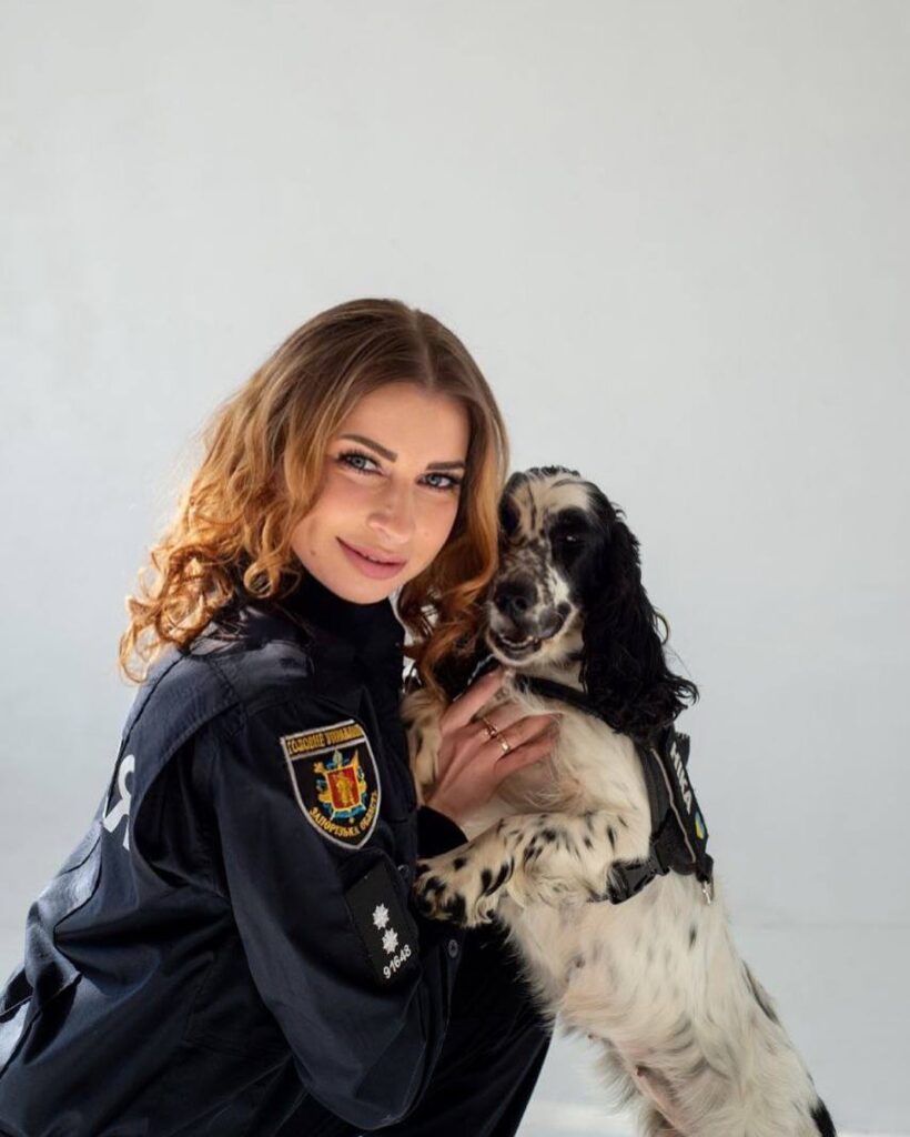 Запорізька кінологиня Ксенія Бодня та її чотирилапа напарниця Ніка