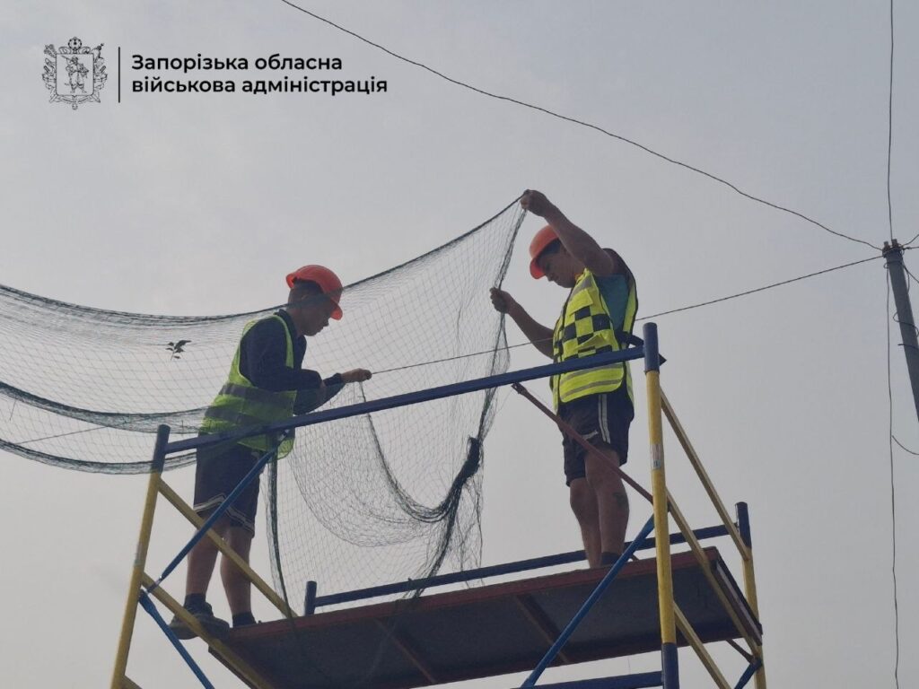 В Запоріжжі посилюють захист модульного містечка (ФОТО)