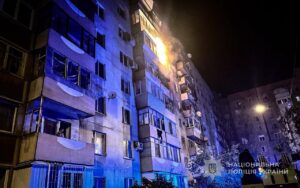 В Запорожье из-за российских ударов поврежден каждый третий многоквартирный дом